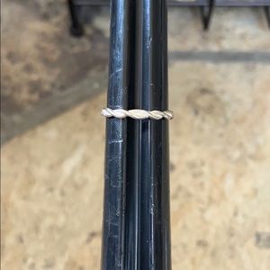 💙Sterling Silver Avon Ring